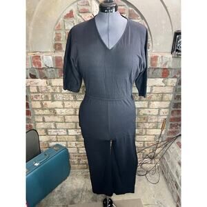 jumpsuit knit black V neck pockets